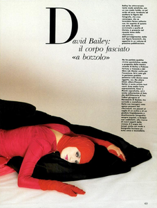 Sei_Omaggi_Bailey_Vogue_Italia_September_1984_02_02.thumb.png.3d20735bed42ed3c9c6265c1d168ed80.png