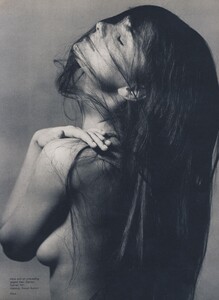 Skin_Penn_US_Vogue_October_1986_04.thumb.jpg.3d100c7a20f75b2b9bc9006e9d6cb8f6.jpg