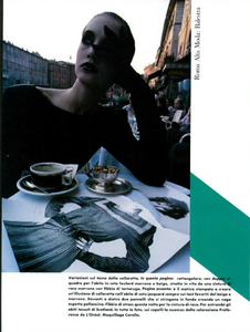 Spalle_Bailey_Vogue_Italia_September_1984_02_07.thumb.png.7a44e566a0c7e3690fef117fc0cee680.png