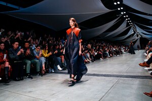 Sportmax-RTW-SS20-Milan-11580-1568983921.thumb.jpg.217e2276b0064d952e344734ce5caca8.jpg