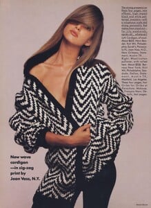 Sweater_Meisel_US_Vogue_October_1986_01.thumb.jpg.d3a3e95c5993a5529b791f1fa47a7cc9.jpg