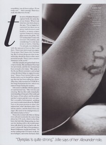 Testino_US_Vogue_March_2004_06.thumb.jpg.11322f48750ddb1976ee8f2f88025ce3.jpg