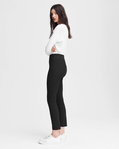 W2557223A-001-B.jpg