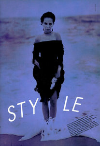 Weber_Vogue_Italia_December_1982_02.thumb.png.98f0e3c5dbb14baeb90a73bdd86bd872.png