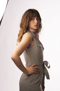 ana-de-armas-the-night-clerk-promos-2020-4.jpg