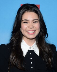 auli-i-carvalho-at-all-the-bright-places-special-screening-in-hollywood-02-24-2020-8.jpg