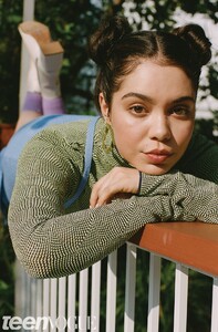 auli-i-carvalho-for-teen-vogue-august-2020-7.jpg