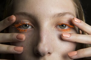 backstage-defile-emilio-pucci-automne-hiver-2017-2018-milan-coulisses-20.thumb.jpg.d1dc37e1e7e4abc2d8897067443e65e3.jpg