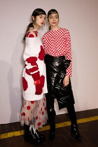 backstage-defile-msgm-automne-hiver-2016-2017-milan-coulisses-23.thumb.jpg.437ea5e593b53e165dc804b47a991cb2.jpg