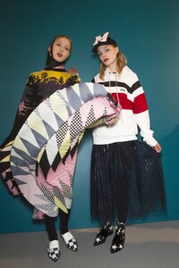 backstage-defile-msgm-automne-hiver-2017-2018-milan-coulisses-122.thumb.jpg.eb4802202408aa132a10822550755096.jpg