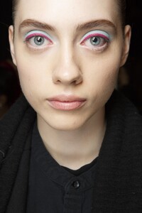 backstage-defile-oscar-de-la-renta-automne-hiver-2017-2018-new-york-coulisses-49.thumb.jpg.18ff4724a58e14577c320c12d30dc864.jpg