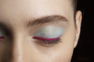 backstage-defile-oscar-de-la-renta-automne-hiver-2017-2018-new-york-coulisses-50.thumb.jpg.04eb0aa9aef943cc33f83680ecfaab82.jpg