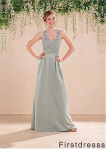 bridesmaid-dress-designers-list-t801525663800-main-673x943.jpg