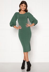 bubbleroom-gry-rib-midi-dress.thumb.jpg.af43deaeac12d0028b2978d7d011b01d.jpg