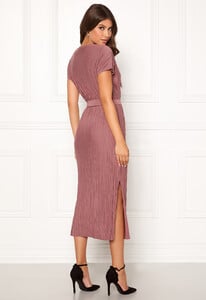 bubbleroom-lyla-dress-old-rose_3.thumb.jpg.8afda8429ab0c3a44db3052a9cb2938f.jpg