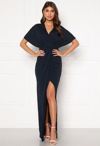 bubbleroom-selena-maxi-dress-dark-blue.thumb.jpg.8dbf3cc222ea888260f61e641c2ac929.jpg