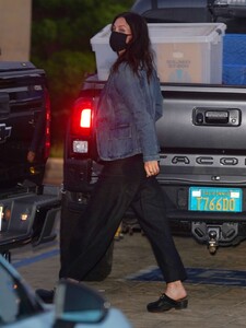 courteney-cox-out-to-dinner-at-nobu-in-malibu-07-29-2020-3.jpg