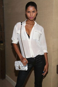 daiane-sodre-at-boundaries-screening-in-new-york-2018-06-11-03.jpg