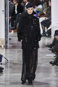 defile-akris-automne-hiver-2020-2021-paris-look-40.thumb.jpg.238650cee0f3444d3aa0c3194e01abe9.jpg