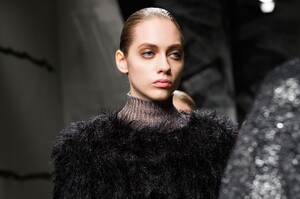 defile-jil-sander-automne-hiver-2016-2017-milan-look-47.thumb.jpg.c5f212ad2049c5d70122be8e4793340d.jpg