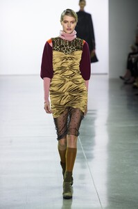 defile-marcel-ostertag-automne-hiver-2018-2019-new-york-look-31.thumb.jpg.f2160961026c24de2bbbfe0e77af6a32.jpg