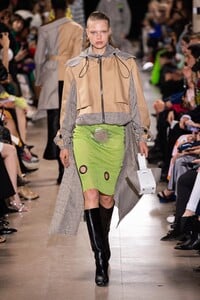 defile-mashama-printemps-ete-2020-paris-look-28.thumb.jpg.2e776e9baded416e76d7b52bee9c2b6a.jpg