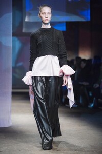 defile-milly-automne-hiver-2017-2018-new-york-look-14.thumb.jpg.77d215a8a138f1f992d2fa22a9120d81.jpg