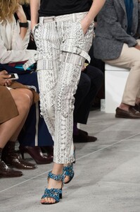 detail-defile-carven-printemps-ete-2017-paris-detail-98.thumb.jpg.f5de5a6e263eb4f14e7a0365b899bea8.jpg
