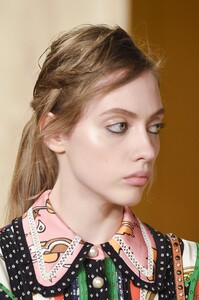 detail-defile-coach-automne-hiver-2016-2017-new-york-detail-122.thumb.jpg.53a6d2d13276c5c44a1b5a741eb284e0.jpg