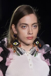 detail-defile-dsquared2-printemps-ete-2017-milan-detail-154.thumb.jpg.5ca986d4739ce630ad949d2eee0c77d6.jpg