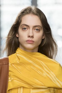 detail-defile-jil-sander-automne-hiver-2017-2018-milan-detail-103.thumb.jpg.79a771c29e1fe4cba561539d2c491669.jpg