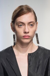 detail-defile-jil-sander-printemps-ete-2017-milan-detail-77.thumb.jpg.53e494b11d5b44cf58e77d9e95a51df0.jpg