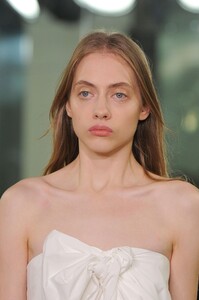 detail-defile-joseph-printemps-ete-2016-londres-detail-11.thumb.jpg.3d70b68f1e73a709706a86483e6fcce0.jpg