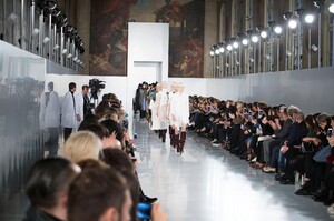 detail-defile-maison-margiela-printemps-ete-2016-paris-detail-98.thumb.jpg.16106b63b5e4275b04f02043da1f075a.jpg