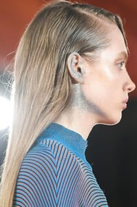 detail-defile-opening-ceremony-automne-hiver-2016-2017-new-york-detail-77.thumb.jpg.44b1046c64f2ffbadf5d1461531a6ccd.jpg