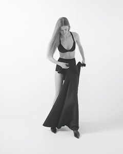 diormag1.thumb.jpg.8696d8db1aa4c6a4db65e5c739683ec9.jpg