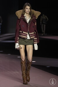 dsquared2-maw20-0033-e6c99f.thumb.jpg.74532c79c8630d251178e03f1bfe8d56.jpg