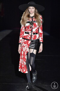 fausto-puglisi-aw17-0022-8b0f91.thumb.jpg.7aea97ad4e6277584a454d20c3eb6380.jpg