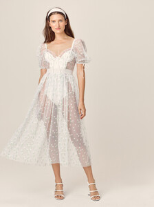 for-love-and-lemons-for-victorias-secret-2020-frescia-maxi-dress-hi-res.jpg