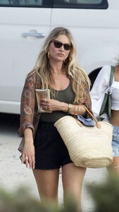 kate-moss-holiday-in-ibiza-08-02-2020-2.jpg