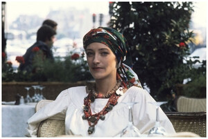 loulou-de-la-falaise-during-an-interview-with-w-magazine-on-june-1-1976-in-paris-france-photo-guy-marineau.thumb.jpeg.a102a6c34827d71ecc138f3bf4e80657.jpeg