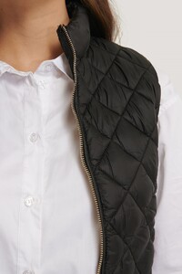 mango_waistcoat_vest_1587-001548-0002_05g.jpg