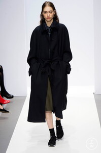 margaret-howell-aw17-0001-0ac7d2.thumb.jpg.b63b5adf5c23bda3d2d9c1232b2a1ae5.jpg