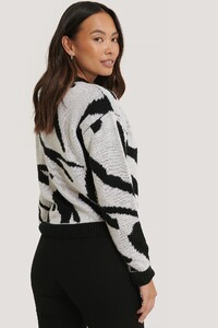 nakd_animal_knitted_sweater_1100-003056-0041_02b.jpg