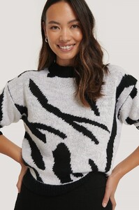 nakd_animal_knitted_sweater_1100-003056-0041_04g.jpg