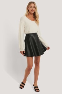 nakd_circle_pu_skirt_1100-003404-0002_05c.jpg