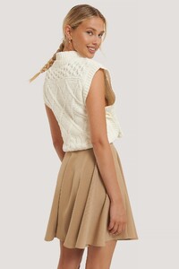 nakd_mini_circle_skirt_1100-003401-0005_04k.jpg