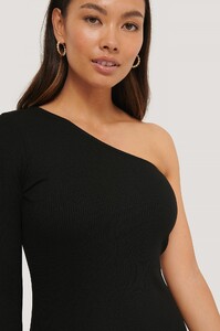 nakd_one_shoulder_ribbed_midi_dress_1018-005115-0002_05g_r.jpg