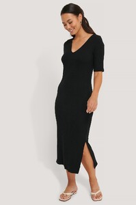 nakd_ribbed_v-neck_jersey_midi_dress_1018-003663-0002_01c_r3.jpg