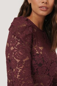 nakd_round_neck_lace_blouse_1014-001044-0212_05g.jpg